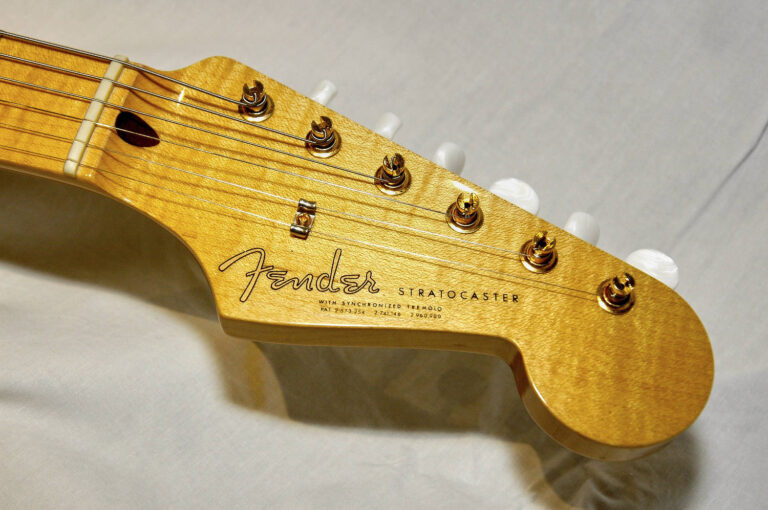 2004 Fender Stratocaster 50's Masterbuilt